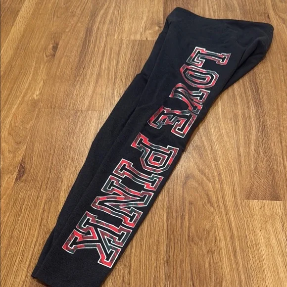 Black Love Pink Leggings Victoria Secret Pink yoga pants limited edition szS - Picture 1 of 4